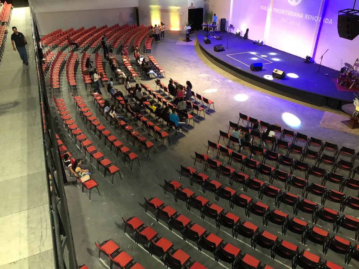 Igreja Família Renovada — foto 4